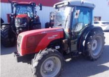 Prednje kuke za komunalne traktore Massey Ferguson MF 3435