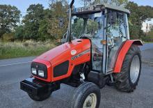 Prednje kuke za komunalne traktore Massey Ferguson MF 4315 (A)