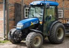 Prednje kuke za komunalne traktore New Holland T 3030 (302)