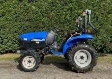 Prednje kuke za komunalne traktore New Holland TC 24 D