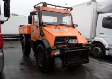 Prednje kuke za komunalne traktore Unimog U 110