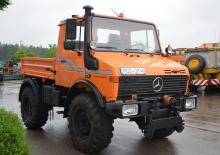 Prednje kuke za komunalne traktore Unimog U 1400