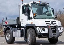 Prednje kuke za komunalne traktore Unimog U 216