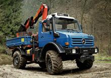Prednje kuke za komunalne traktore Unimog U 5000
