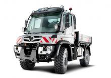 Prednje kuke za komunalne traktore Unimog U 530