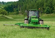 Prednje montirane kosilice - disk s kondicionerom John Deere 228