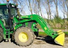 Prednji utovarivači John Deere 653 NSL