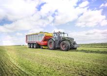 Prikolice za silažu Pöttinger Jumbo 8540