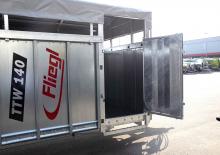 Prikolice za stoku Fliegl TTW 140