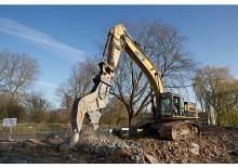 Pulverizatori za beton Caterpillar P225