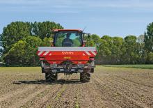Rasipači gnojiva Kubota DSX 2550 hydr 