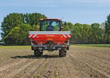Rasipači gnojiva Kubota DSX 3900 hydr 