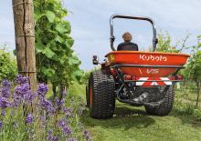 Rasipači gnojiva Kubota VS400