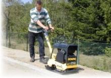 Reverzibilni kompaktori s vibracionim pločama Bomag BPR 25/48 D