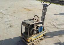 Reverzibilni kompaktori s vibracionim pločama Bomag BPR 40/45 D-3