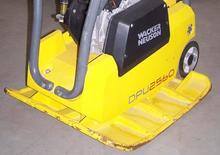 Reverzibilni kompaktori s vibracionim pločama Wacker Neuson DPU 2560H