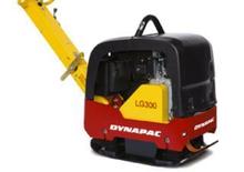 Reverzibilni kompaktori s vibracionim pločama Dynapac LG 300 E