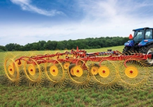 Rotacijske grablje New Holland 1428 Plus