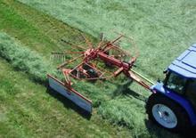 Rotacijske grablje Kuhn GA 4121 GTH