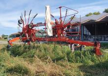 Rotacijske grablje Kuhn GA 8020