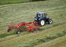 Rotacijske grablje Kuhn GA 8121