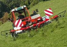 Rotacijske grablje Fella TH 401 DS Hydro