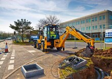 Rovokopači-utovarivači JCB 3CX Compact Pro