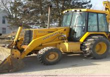 Rovokopači-utovarivači John Deere Construction 410 D