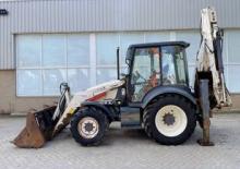Rovokopači-utovarivači Terex 880