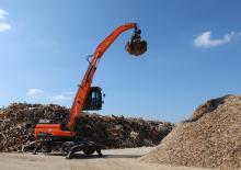 Rukovanje materijalom Develon DX230WMH-7 