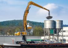Rukovanje materijalom Liebherr LH 80 M High Rise Port Litronic