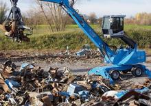 Rukovanje materijalom Terex-Fuchs MHL 331 D