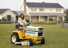 Samohodne kosilice za travnjake i vrtni traktori Cub Cadet 1650