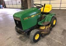 Samohodne kosilice za travnjake i vrtni traktori John Deere 175