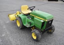 Samohodne kosilice za travnjake i vrtni traktori John Deere 212