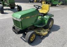 Samohodne kosilice za travnjake i vrtni traktori John Deere 265