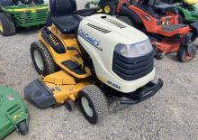 Samohodne kosilice za travnjake i vrtni traktori Cub Cadet GT1554