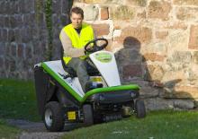 Samohodne kosilice za travnjake i vrtni traktori Etesia HYDRO 80 MKHP5