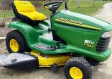 Samohodne kosilice za travnjake i vrtni traktori John Deere LT155