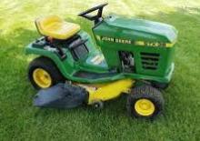 Samohodne kosilice za travnjake i vrtni traktori John Deere STX38 Yellow Deck