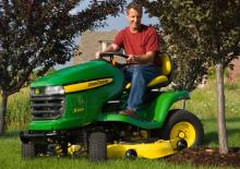 Samohodne kosilice za travnjake i vrtni traktori John Deere X324