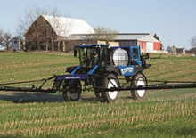 Samohodne poljske prskalice New Holland SP370F