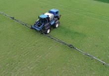 Samohodne poljske prskalice New Holland SP410F