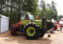 Specijalni traktori za klizanje Werner WF-Trac 900