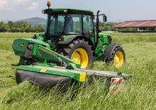 Stražnje montirane kosilice - disk s kondicionerom John Deere 324A