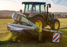 Stražnje montirane kosilice - disk s kondicionerom John Deere 328A