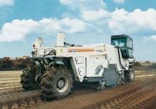 Strojevi za recikliranje cesta/-Hladni reciklaži Wirtgen WR 2500 SK
