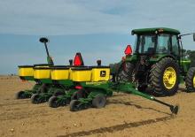 Strojevi za sjetvu John Deere 1755