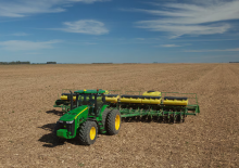 Strojevi za sjetvu John Deere 2130