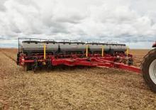 Strojevi za sjetvu Case IH 3216 Easy Riser